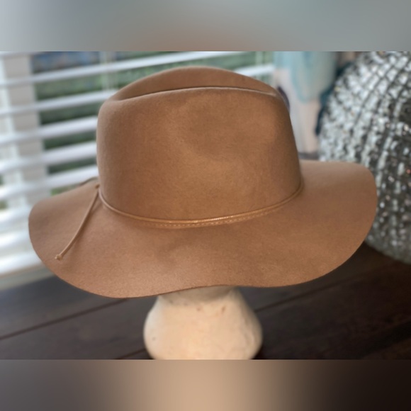 Ecote’ Floppy Wool Hat - Picture 4 of 12